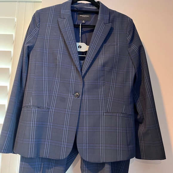 Banana Republic Blue Checkered Blazer - Picture 1 of 7